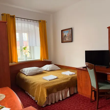 Hotel Przy Oslej Bramie - Zamek Ksiaz-2