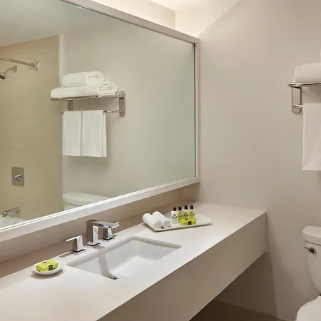 Intercontinental Toronto Centre By Ihg-2