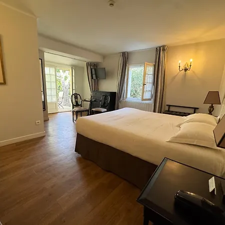 Hotel Du Midi-2