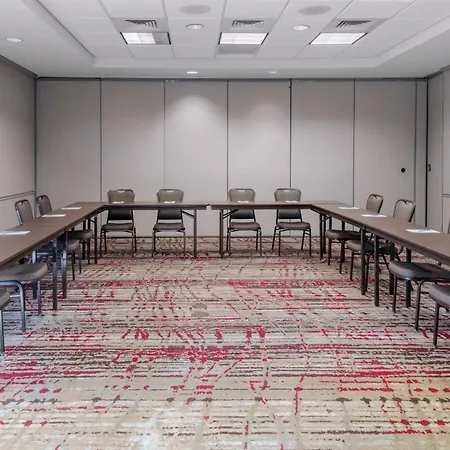 Hilton Garden Inn Sarasota-Bradenton Airport-2