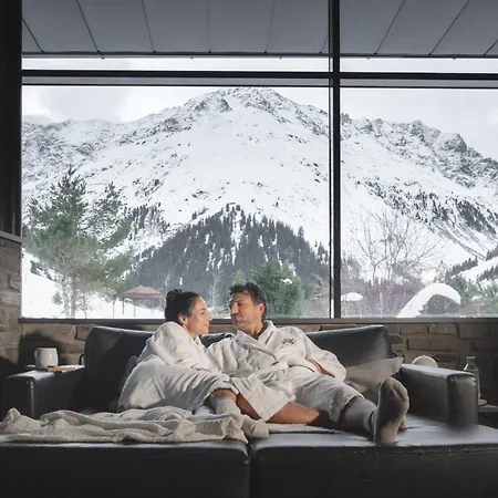 Verwöhnhotel Wildspitze-3