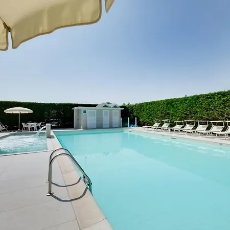 Hotel Capitol-2