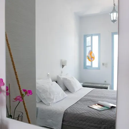Blu Rooms Santorini-3