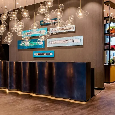 Motel One Köln-Waidmarkt-3
