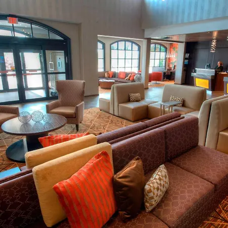 Courtyard By Marriott Waterloo St. Jacobs-3
