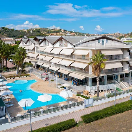 Casa del Mar - Residence&Beach Resort-3