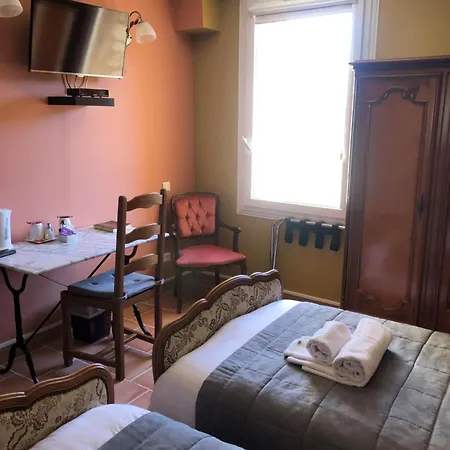 Hotel L'Oustau de la Font-3
