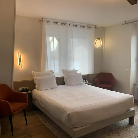 Logis Hôtel Saint Guirec Et De La Plage-2