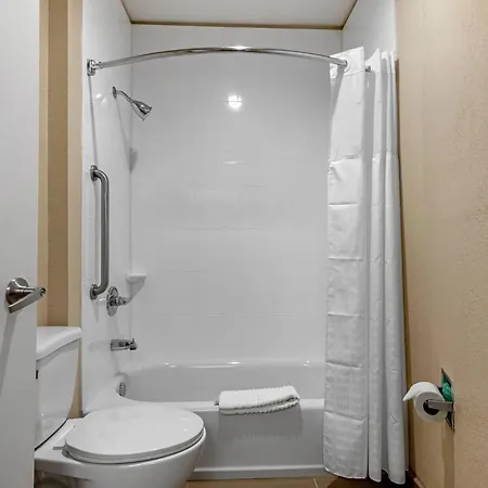 Comfort Inn & Suites Montgomery East Carmichael Rd-2