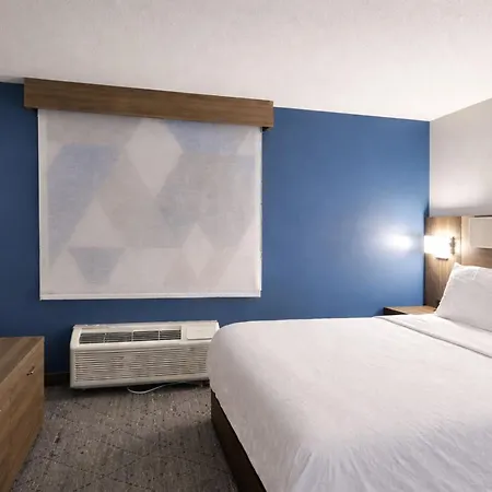 Holiday Inn Express Hotel & Suites St. Paul - Woodbury By Ihg-2