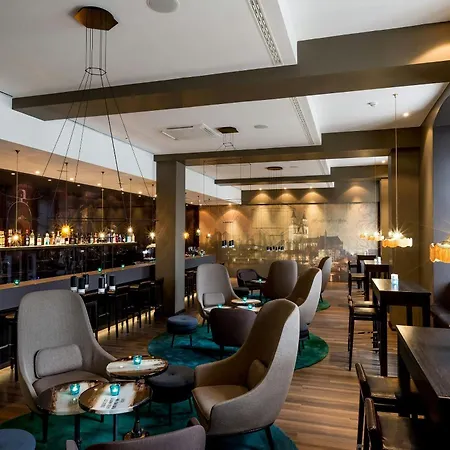 Motel One Magdeburg-2