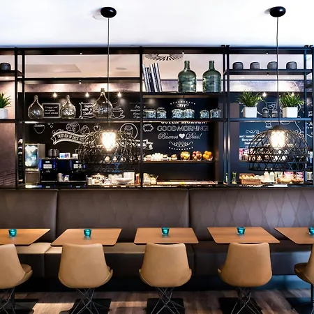Motel One Newcastle-3