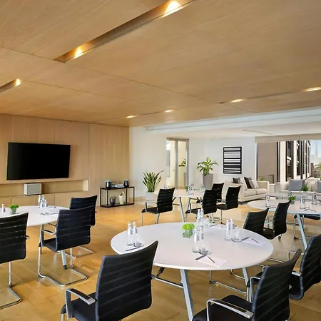 La Ville Hotel & Suites City Walk Dubai, Autograph Collection-3