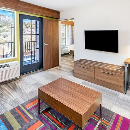 Holiday Inn Express Durango Downtown- Animas River-2