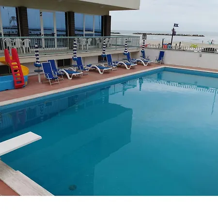 Hotel Majestic-3