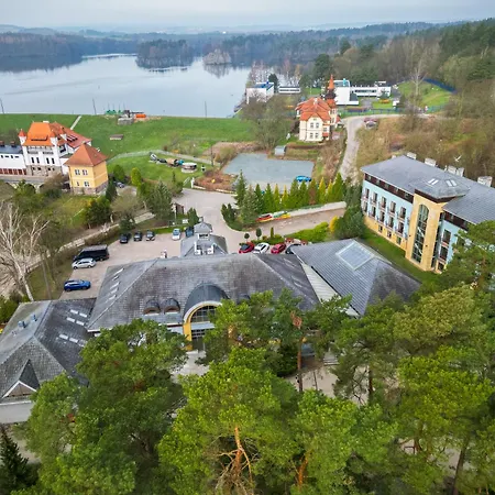 4 Pory Roku Resort Sauna & Spa-2