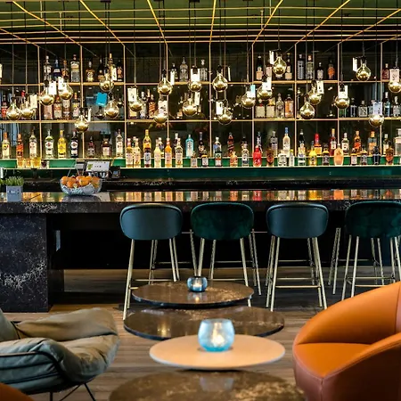 Motel One Rotterdam-3