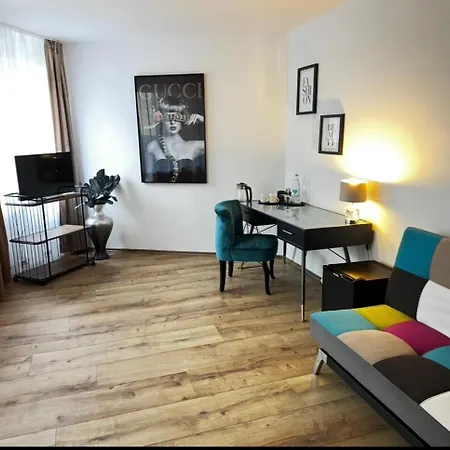 Hotel Schwanenweiher Bad Bertrich-2
