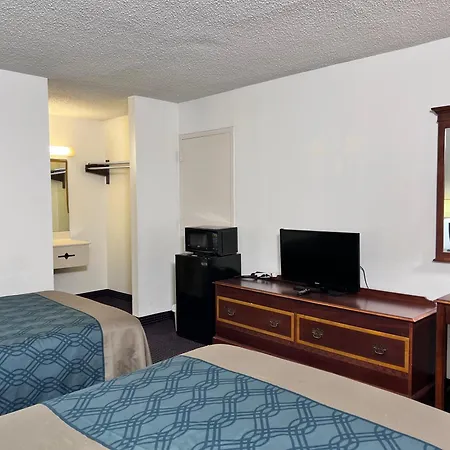 Heritage Inn & Suites By Capital O Baton Rouge I 10-2