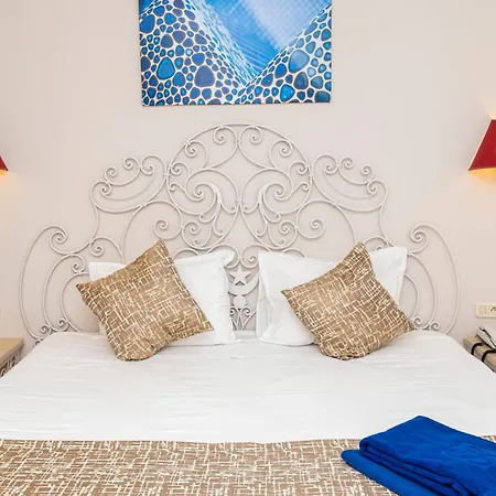 Le Petit Palais Djerba & Spa-3