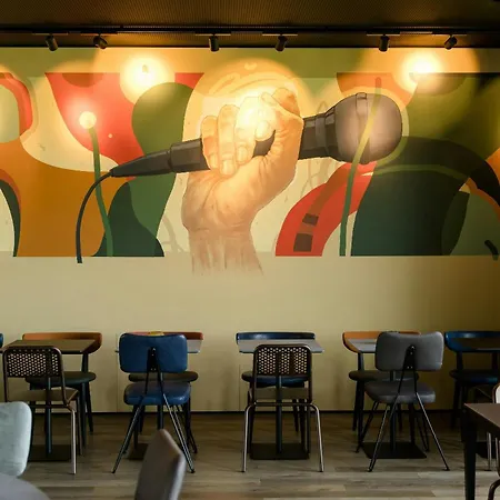 Motel One Mannheim-3