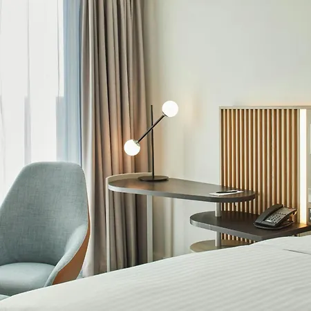 Courtyard By Marriott Sheffield-2