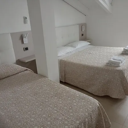 Hotel Riviera-3
