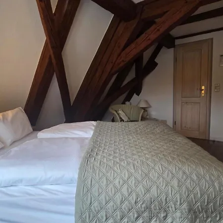 Altes Pfarrhaus Hotel Und Restaurant-2