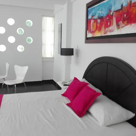 Hotel Paraiso Estudios-3