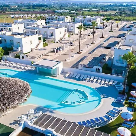 Aura Club Borgo Rio Favara-2