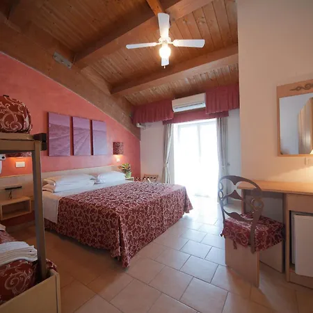 Hotel Derby-2