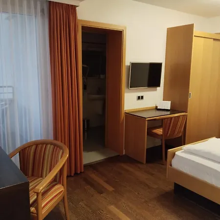 Hotel Germania-2