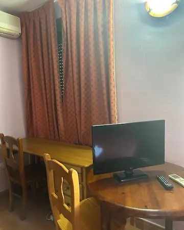 Hotel Cadalso - Casa Moncho-3