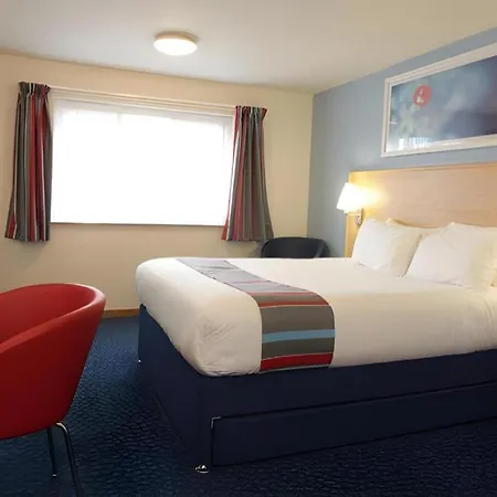 Travelodge Bodmin Roche-2