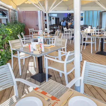 Ippocrates Hotel Apartments & Restaurant-3