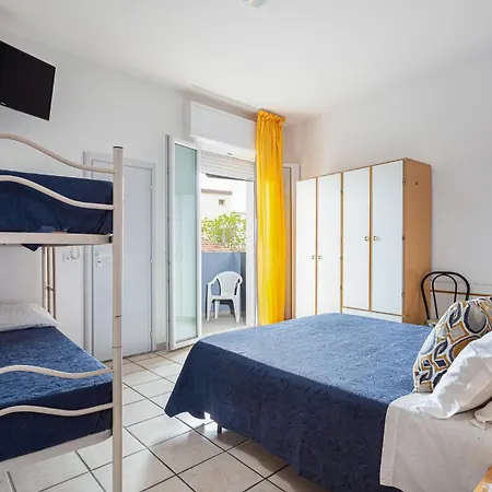 Hotel Solaris-3
