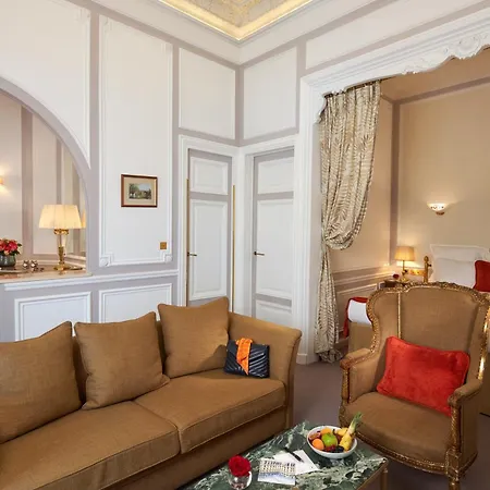 Hôtel Regina Louvre-3