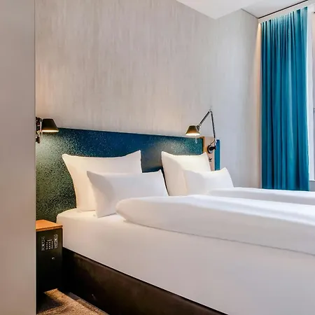 Motel One Muenchen-Campus-2
