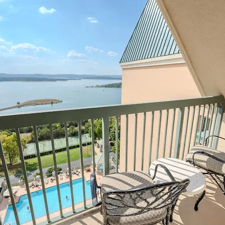 Chateau On The Lake Resort Spa And Convention Center-3