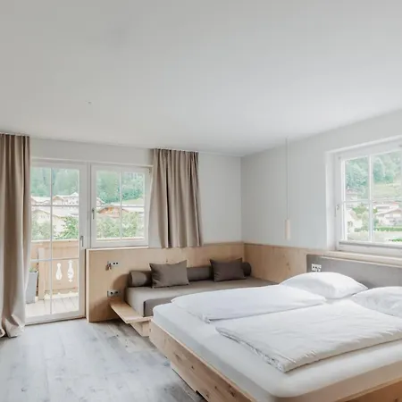 Boutique Hundehotel Bergzeit-3