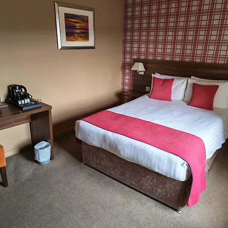 Chieftain Hotel-2