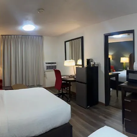 Alliance Hotel & Suites, A Howard Johnson By Wyndham-3