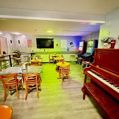 Melville Country Inn-3