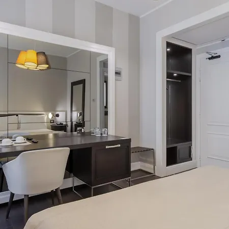 Hotel Grande Italia-3