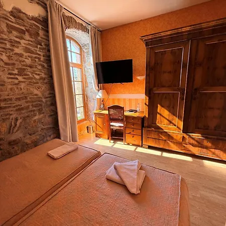 Chateau De Latour-2