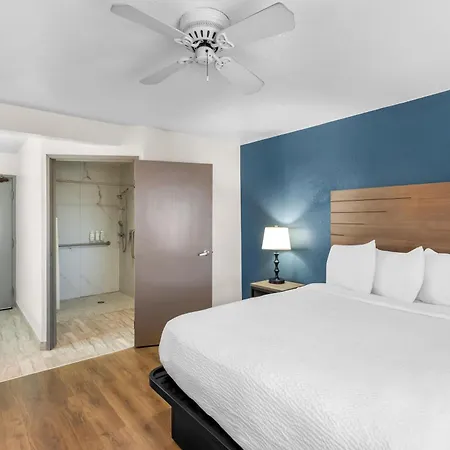 Baymont By Wyndham Arlington At Six Flags Dr-2