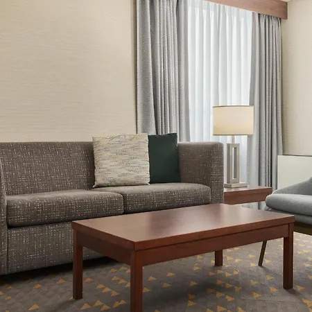 Holiday Inn Oakville Centre By Ihg-2