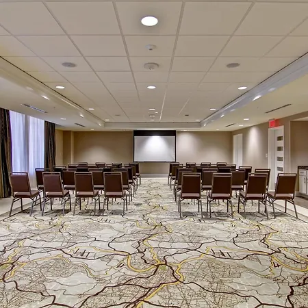 Hampton Inn And Suites Cincinnati - Downtown-2