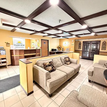 Fairview Inn & Suites Whitewater-2
