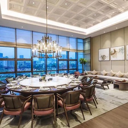 Doubletree By Hilton Shenzhen Longhua: Central Location Near Metro & Attractions-3